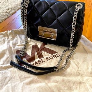 Black leather quilted bag - Not new/Used